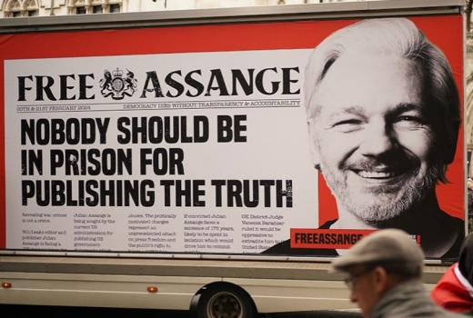 Prolongirana odluka o sudbini Juliana Assangea 