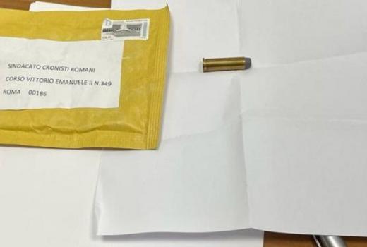 Novinaru u Rimu upućena koverta sa metkom