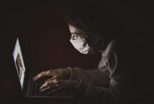 Nepromišljene odluke Vlade Srbije o informisanju u vrijeme pandemije korona virusa
