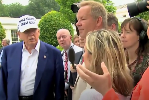 Trump traži da CNN otpusti novinarku Natashu Bertrand “kao psa”