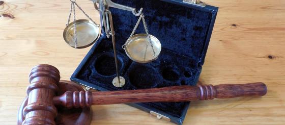 Presuda za diskriminaciju nad novinarima iz ugla advokata: Pozitivan primjer, presedan, ali i putokaz