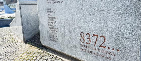 The UN Resolution on Srebrenica: From Public Debate to Forgotten Memory in the Media