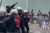 SafeJournalists: Albanska policija ne smije ometati novinare na protestima