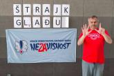 Sindikalista Darko Šper prekinuo sedmodnevni štrajk glađu na RTV Vojvodina